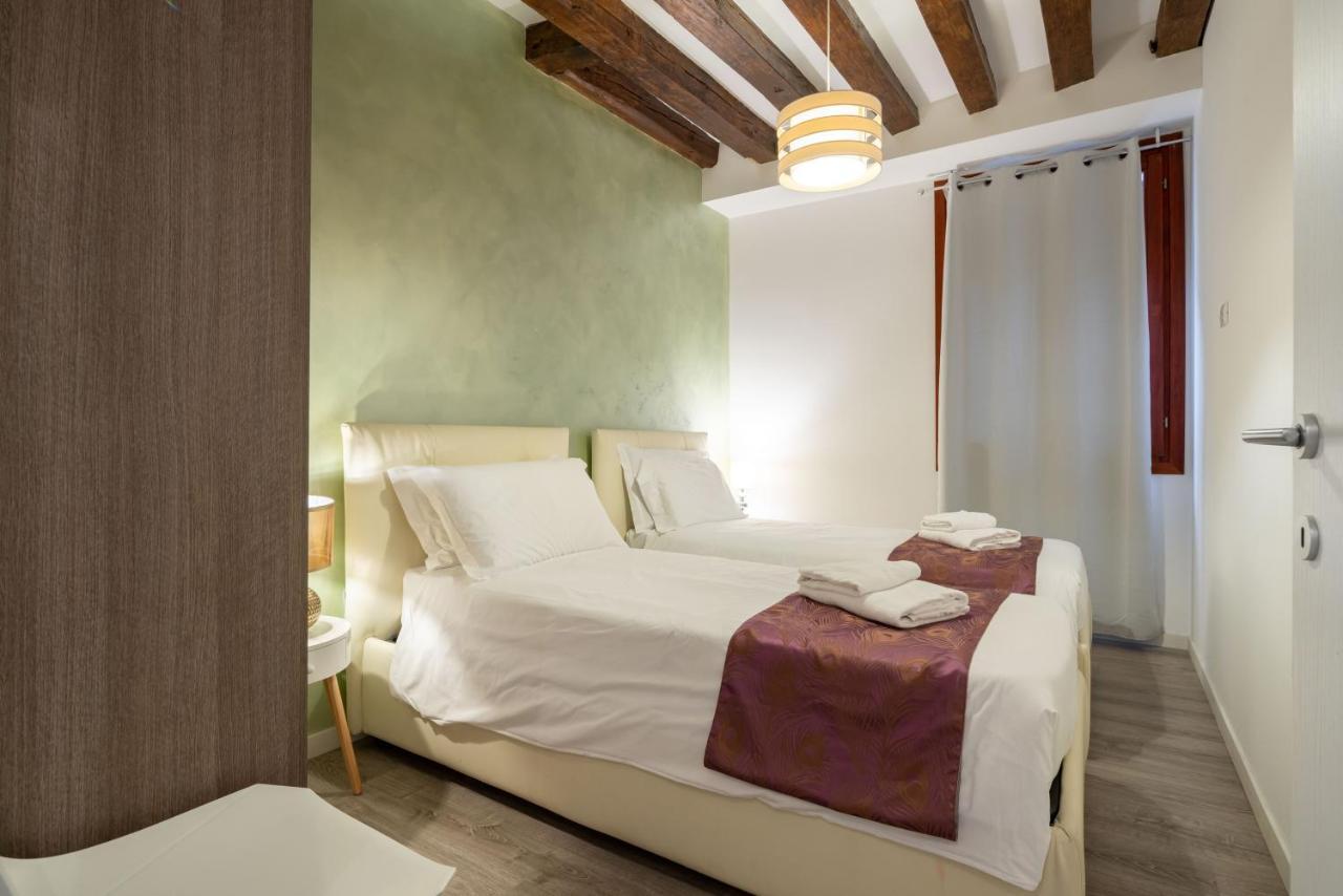 Ve.N.I.Ce. Cera Ca' De La Mandola Apartment Venice Luaran gambar