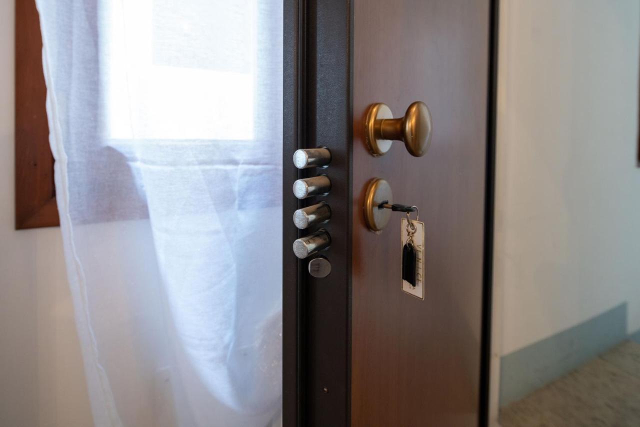 Ve.N.I.Ce. Cera Ca' De La Mandola Apartment Venice Luaran gambar