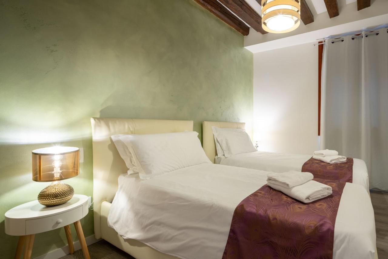 Ve.N.I.Ce. Cera Ca' De La Mandola Apartment Venice Luaran gambar